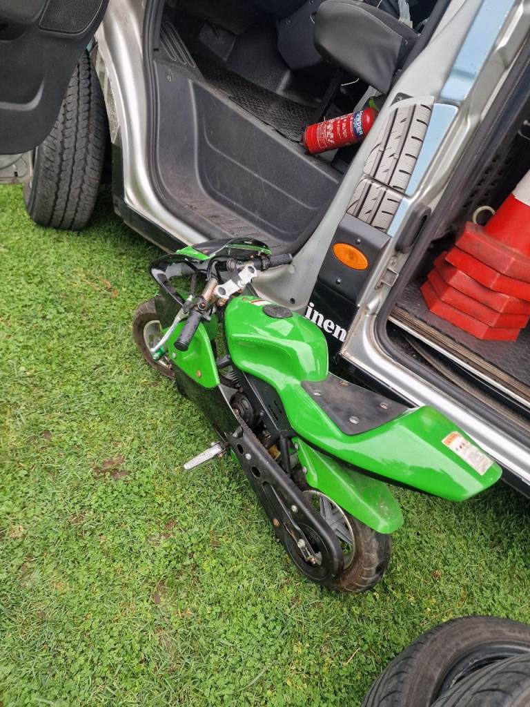 Green mini motor pocket rocked 