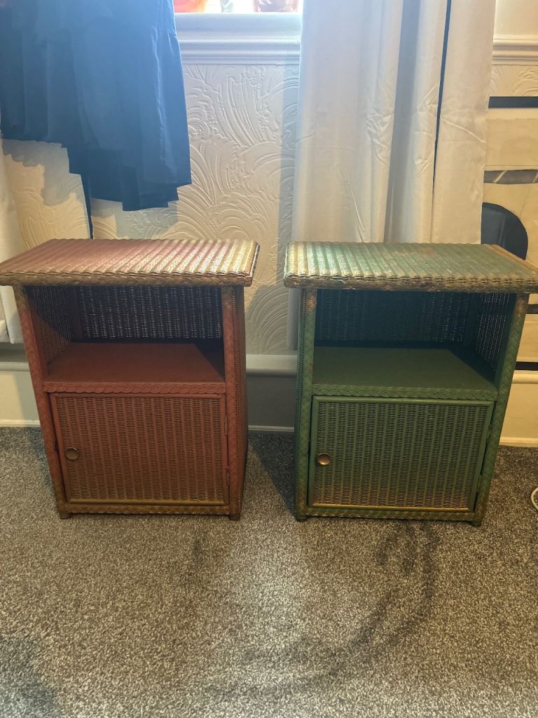 2 x Lloyd loom bedside tables