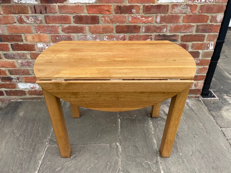 Oak Drop Leaf Dining Table - Good Condition 