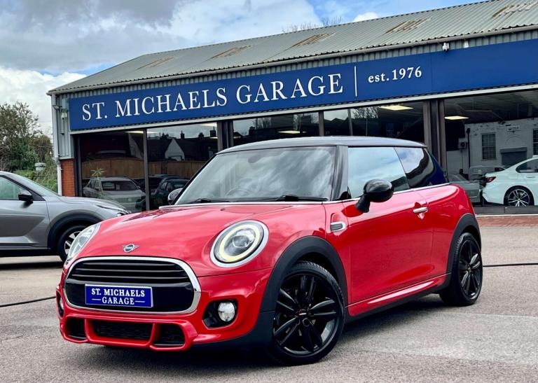 2019 MINI Hatch 1.5 Cooper Sport Auto 3dr Hatchback Petrol Automatic