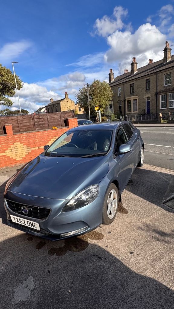Volvo, V40, Hatchback, 2012, Manual, 1560 (cc), 5 doors