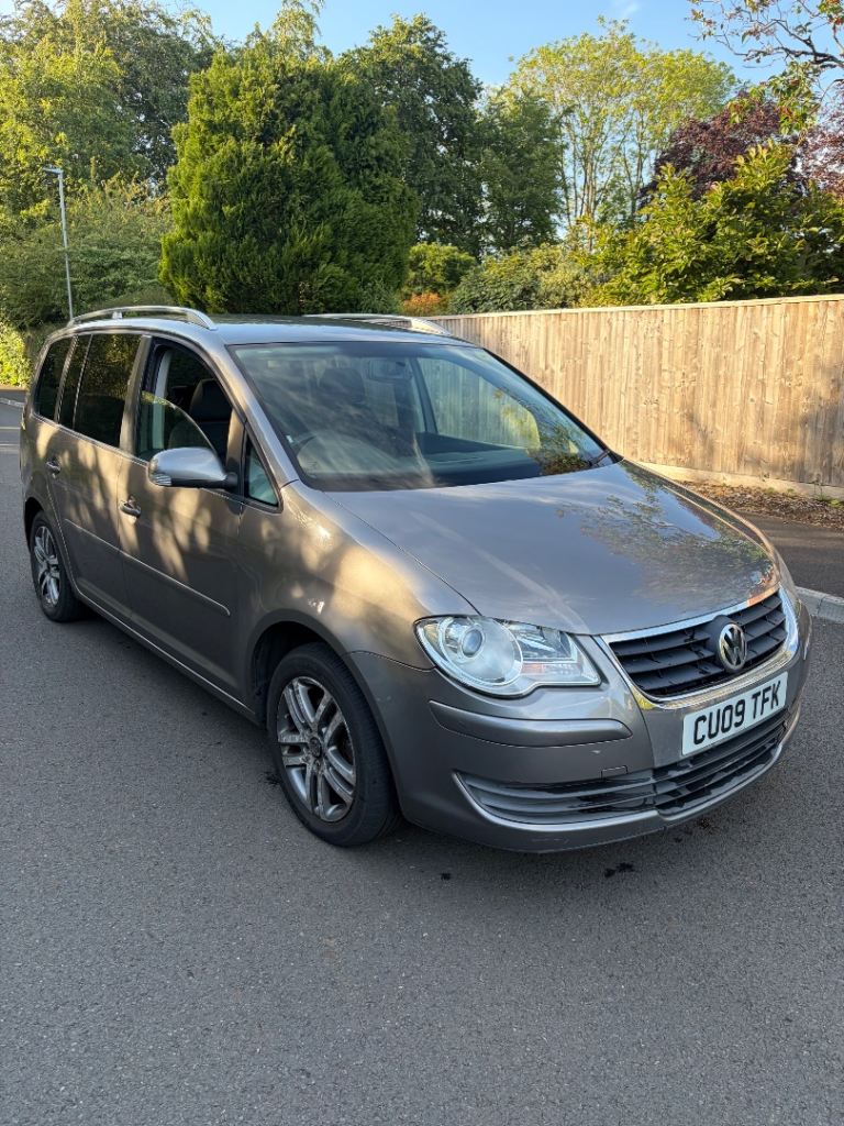 Volkswagen, TOURAN, MPV, 2009, Manual, 1896 (cc), 5 doors