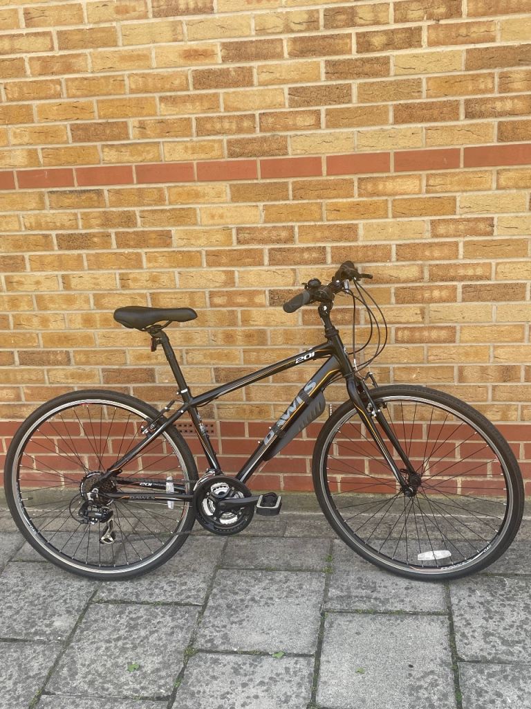 Dawes Discovery 201 Black Hybrid Bike- Aluminium Frame ready to ride 