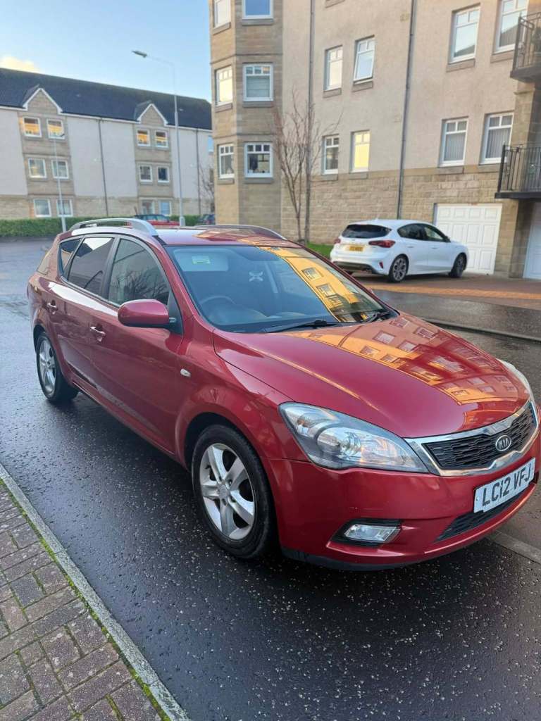 AUTOMATIC KIA 2012 ULEZ FULL YEAR MOT