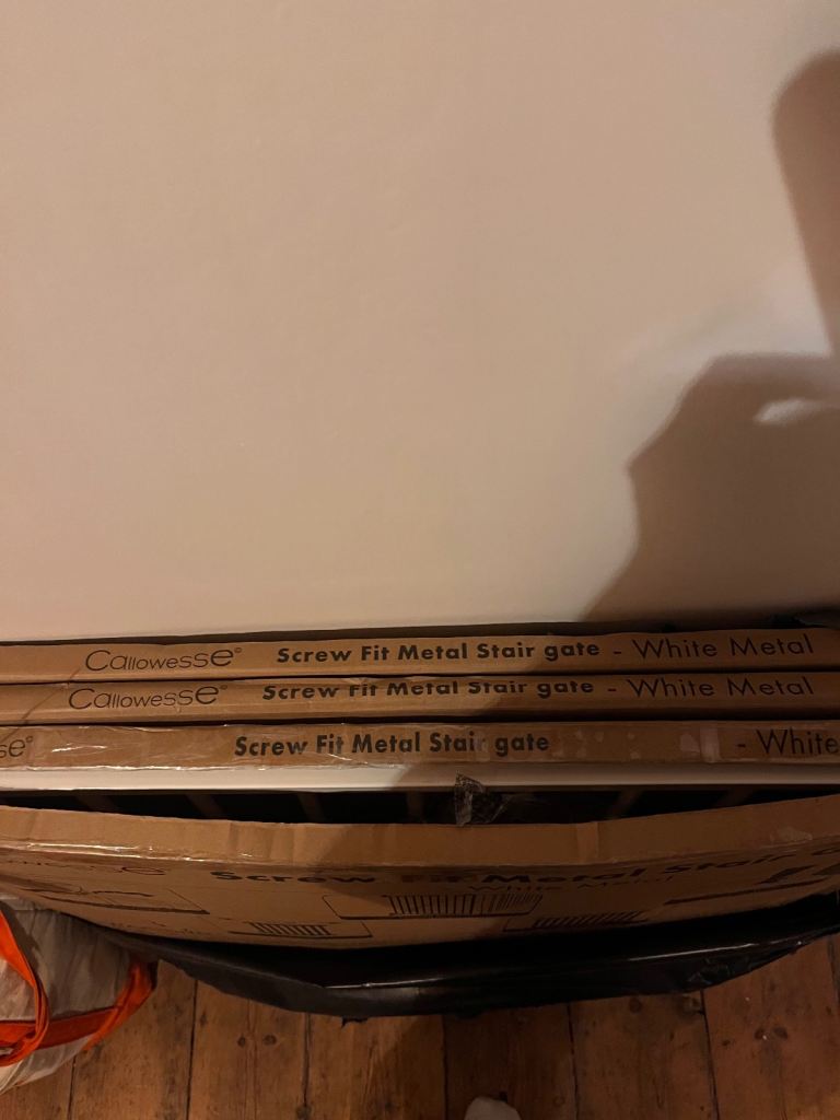 Calloweese white metal bandages x3