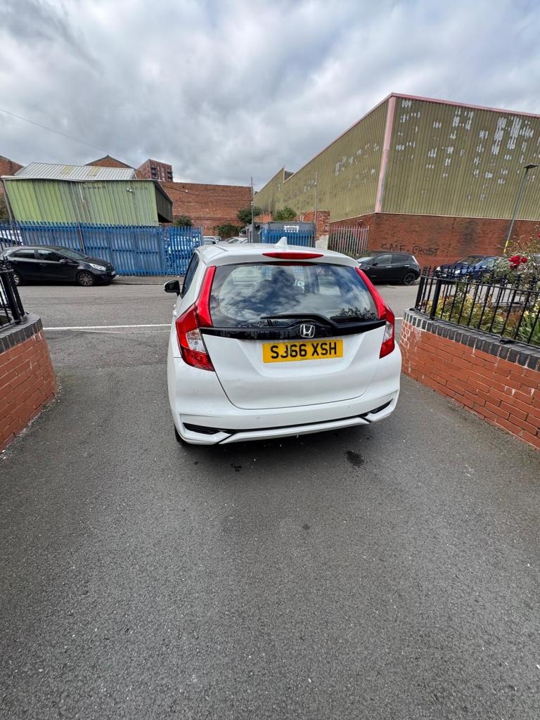 2016 Honda Jazz 1.3 SE 5dr HATCHBACK Petrol Manual