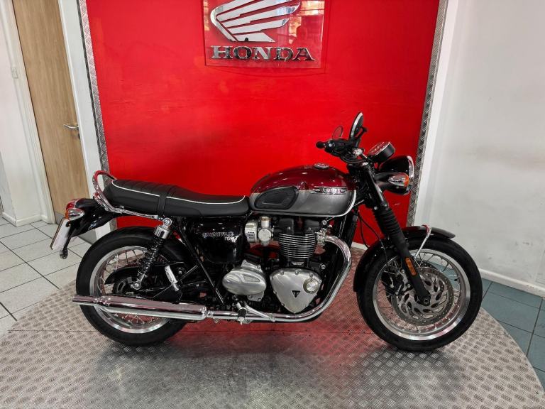2022 '72' Triumph Bonneville T120