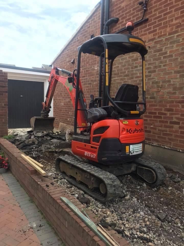Mini Digger & driver hire Essex 