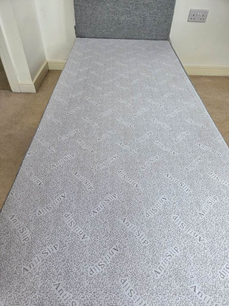 Kyra divan single bed- rarely used