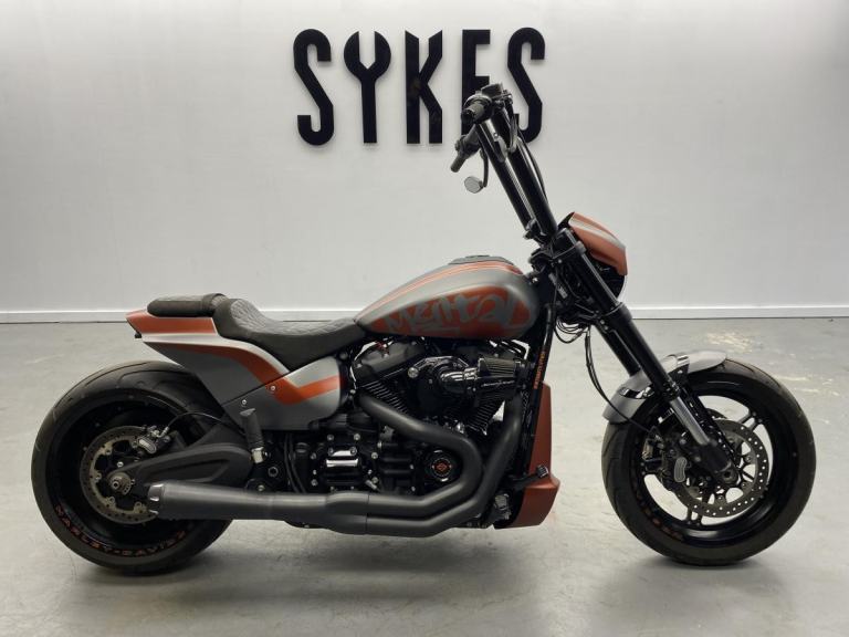 2019 Custom Harley-Davidson FXDR Softail in a  Custom Paint Scheme