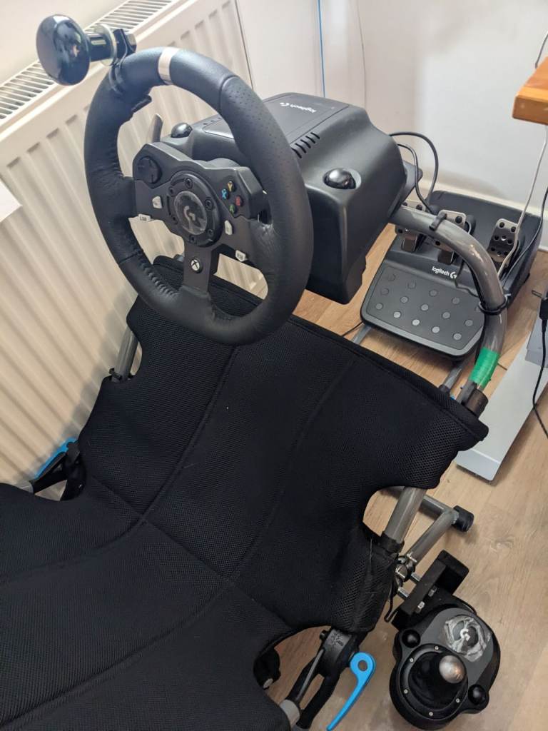 Logitech G920 Wheel, Pedals and Shifter