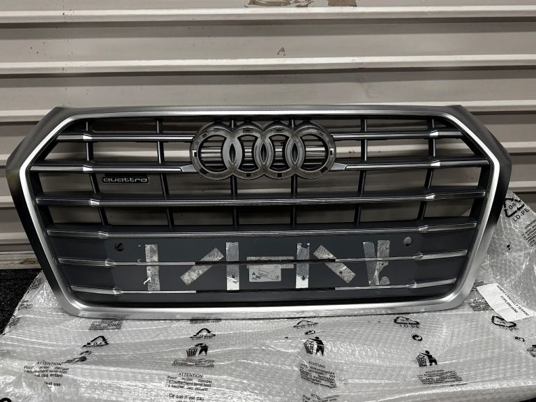 Audi Q5 2018 Standard Grills