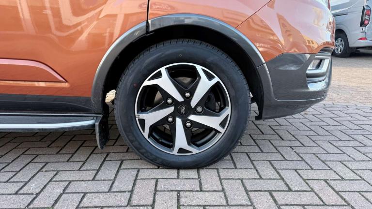 2023 Ford Transit Custom 2.0 EcoBlue 170ps Low Roof D/Cab Active Van Auto PANEL VAN DIESEL Automatic