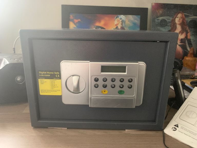 Digital Home safe
