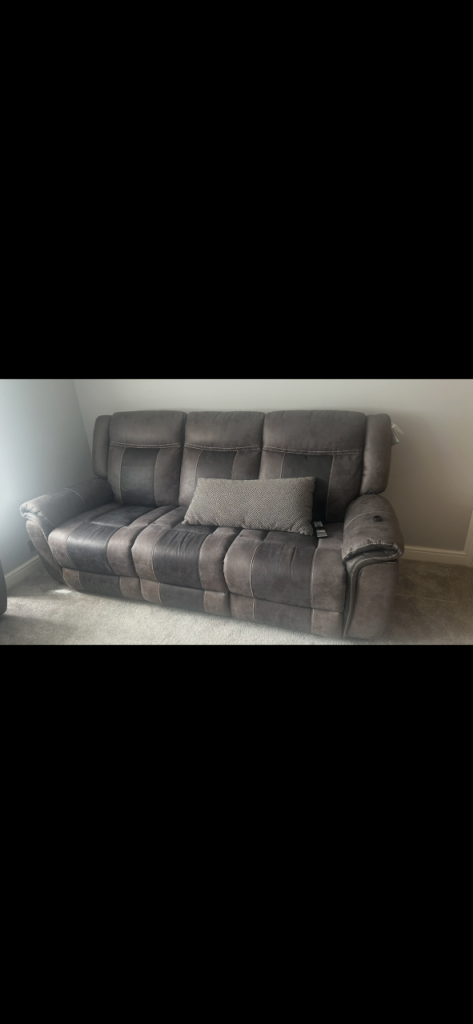 3&2 reclining sofas