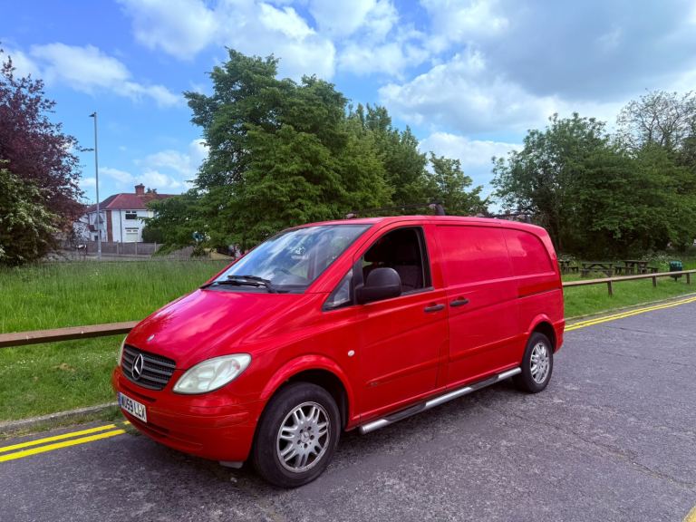 Mercedes Vito Van 1-Owner Twin doors SunRoof Tow/Bar clean bargain Px swap 