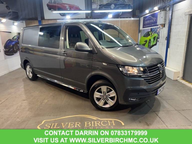 2022 Volkswagen Transporter 2.0 TDI T32 Highline Kombi Double Cab 5dr Diesel DSG FWD LWB High Roo...