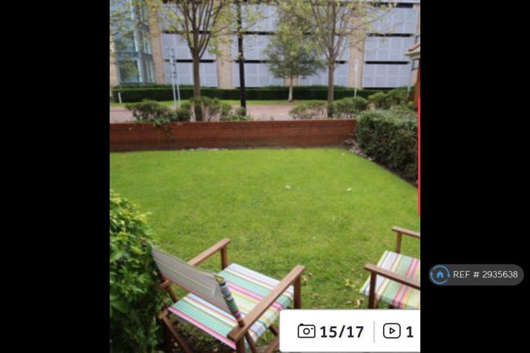 2 bedroom flat in Winnipeg Quay, Manchester, M50 (2 bed) (#2935638)