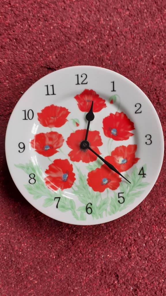 Red Poppy Floral Clock