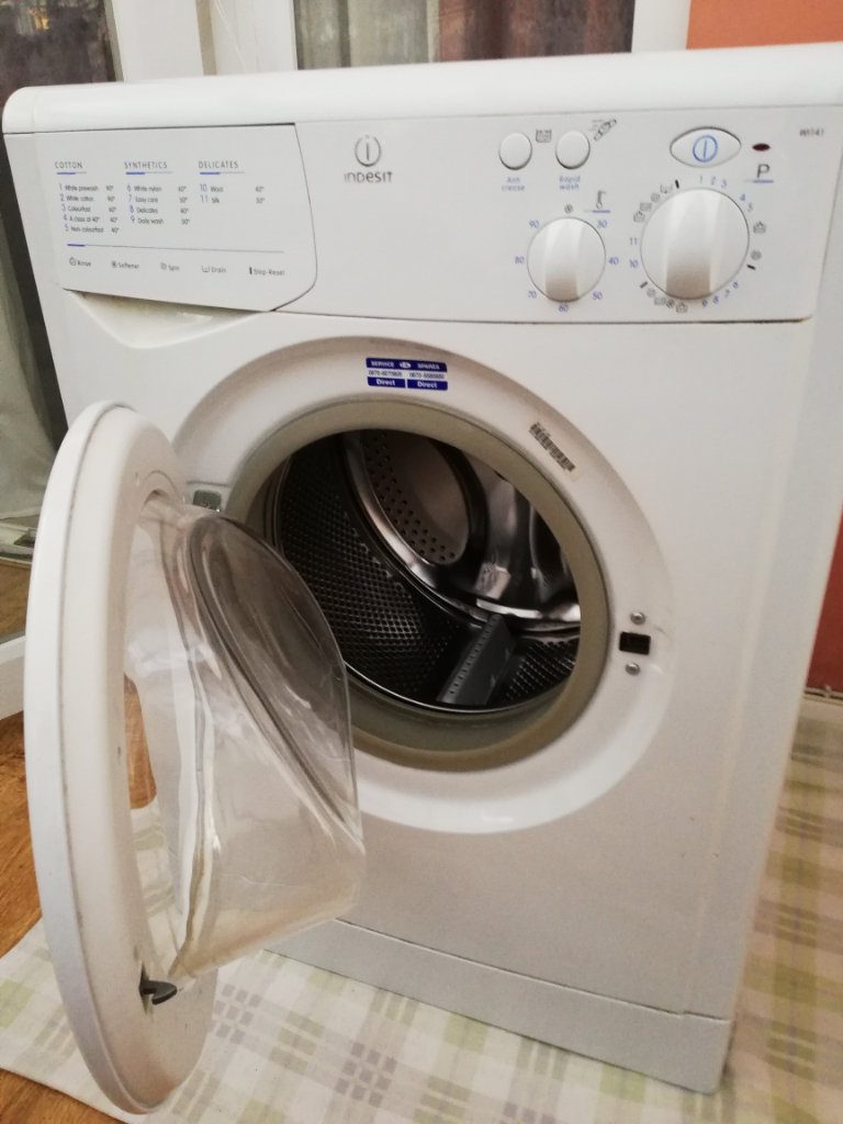 Indesit White Washing Machine for sale