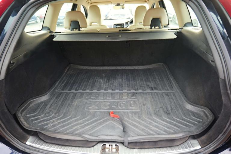 2016 Volvo XC60 2.4 XC60 SE Luxury Nav D5 AWD 4WD 5dr SUV Diesel Manual