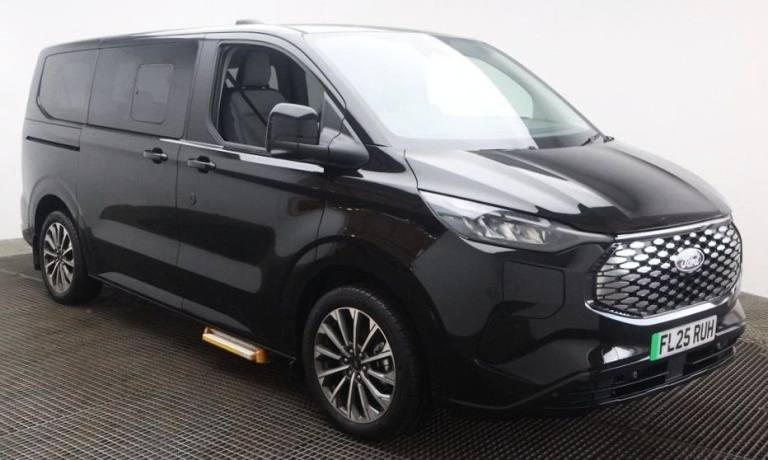 2025 Ford Tourneo Custom 160kW 65kWh H1 Titanium X 8 seater Auto MPV ELECTRIC Automatic