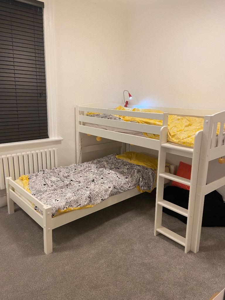 Bargain for quick sale: Gorgeous White Wooden Bunk Bed with Single Bed Below – Good Condition