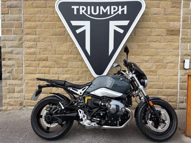2017 BMW R NINE T PURE - R9T - Big boxer twin - Modern classic 'cafe racerand