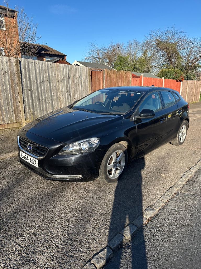 Volvo V40 1.6 T2 120 6 Speed 64 plate ULEZ Compliant