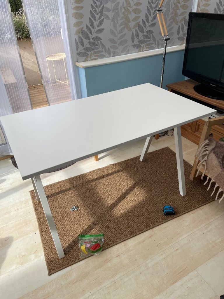 Nearly new IKEA Trotten table desk