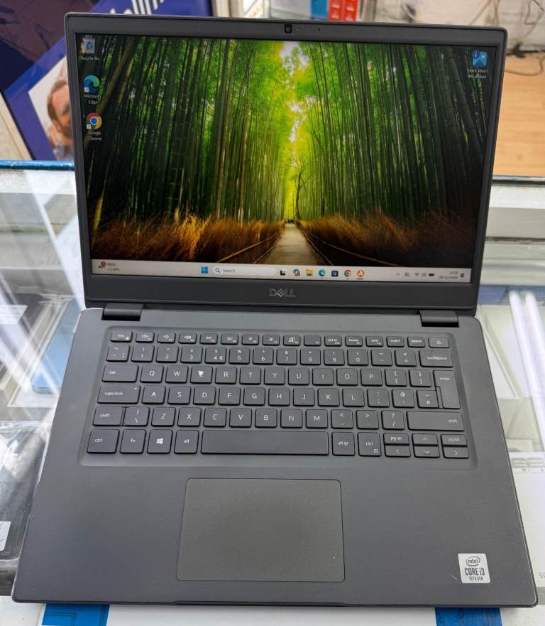 Dell Latitude 3410 Laptop - i3 10th Gen, 8GB RAM,256GB SSD Windows 11 Pro