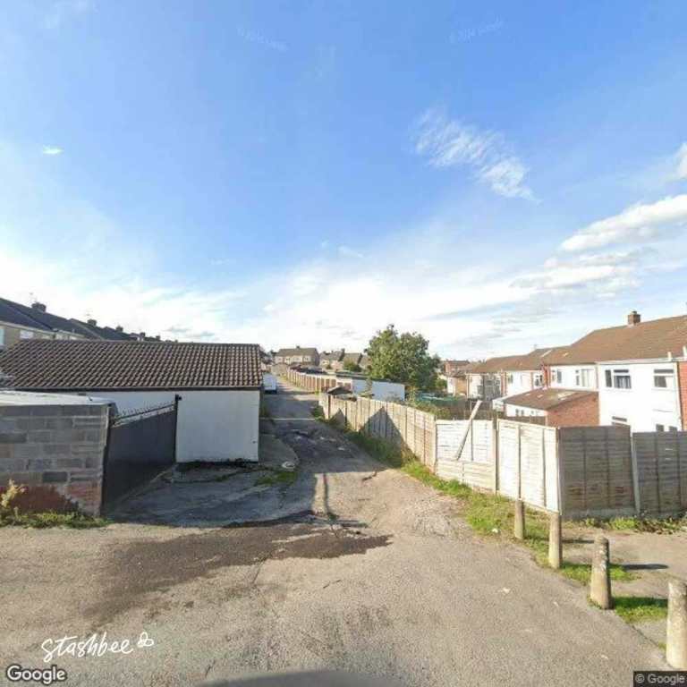 Garage to rent in Bristol (BS15) | Stashbee
