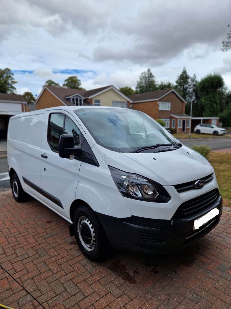 Ford, TRANSIT CUSTOM, MOT JAN 2027, White Panel Van, 2017, Manual, 1996 (cc)