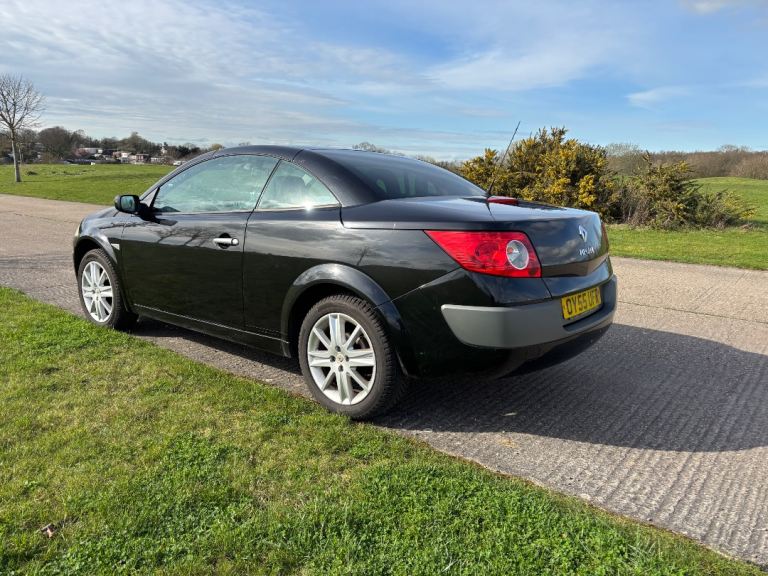 Renault, MEGANE, Convertible, 2005, Manual, 1598 (cc), 2 doors