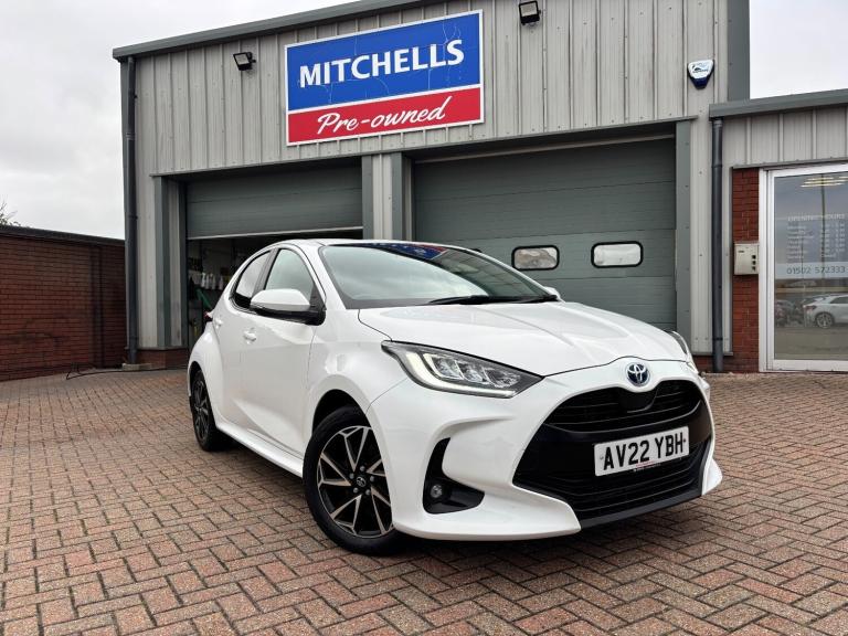 2022 Toyota Yaris 1.5 Hybrid Design 5dr CVT Hatchback Hybrid Automatic