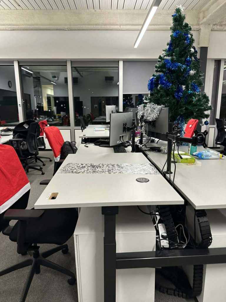 Commercial Cleaning for Offices & Businesses  ★ 5-Star Rated, Reliable & Affordable