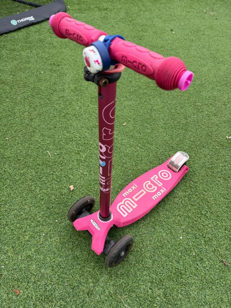 Maxi Micro Scooter – Pink, Good Condition