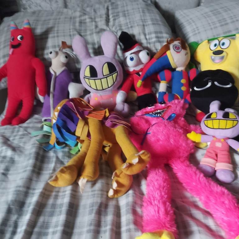 Smiling critters and others