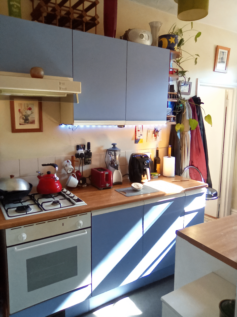 Studio flat for sale - near Heathrow