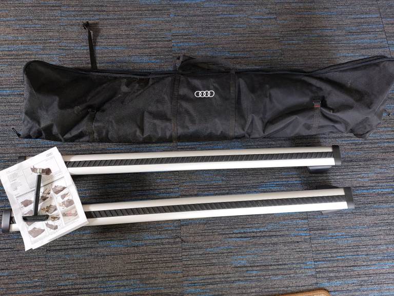 Audi q5 roofbars (NEW)