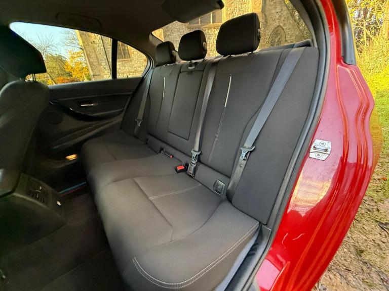 2013 BMW 3 Series 2.0 320d Sport Auto Euro 5 (s/s) 4dr SALOON Diesel Automatic