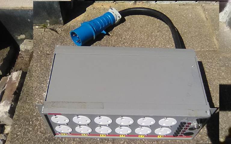 ZERO88 Betapack Mk 1 , 2 x 6Channel , Dimmer Rack for Stage Lighting - WORKING
