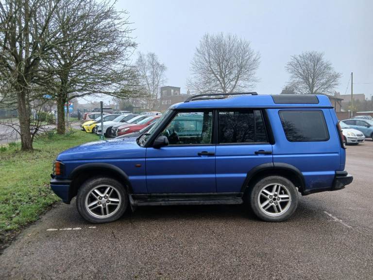 2002 Land Rover Discovery 2, TD5 ES Diesel Automatic, 2.5  Rare, highly p Monte Carlo Blue