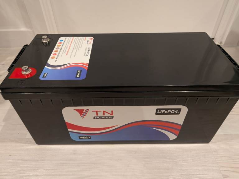 Leisure Battery, never used - TN Power TN320 12.8V 320Ah 4096Wh LiFePO4 - box opened
