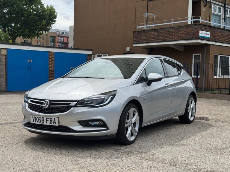 2018 Vauxhall Astra 1.6 CDTi 16V 136 SRi Nav 5dr Auto HATCHBACK Diesel Automatic