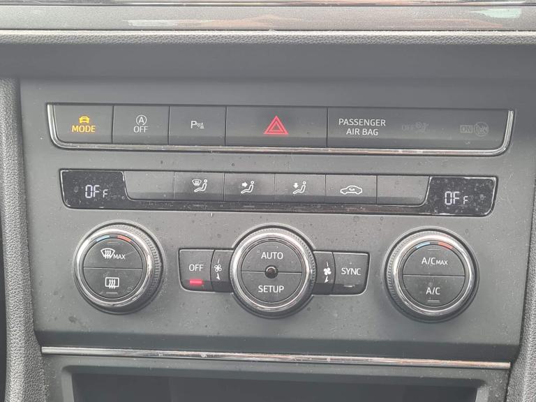 2015 SEAT Leon 1.8 TSI FR Sport Tourer Euro 6 (s/s) 5dr ESTATE Petrol Manual