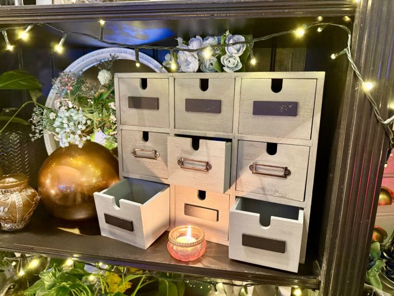 Wooden set of 9 drawers, excellent storage solution, overall measures 34cm wide 28cm tall x 9cm deep