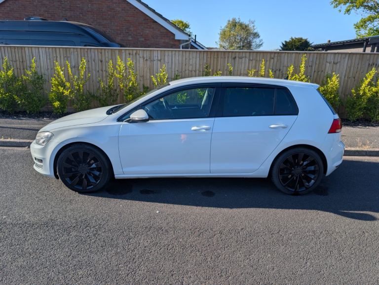 Volkswagen, GOLF, Hatchback, 2013, Semi-Auto, 1968 (cc), 5 doors