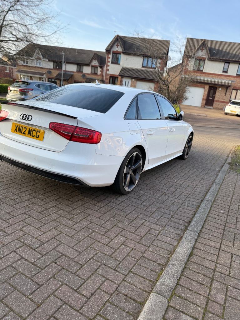 Audi, A4, Saloon, 2013, Semi-Auto, 1968 (cc), 4 doors