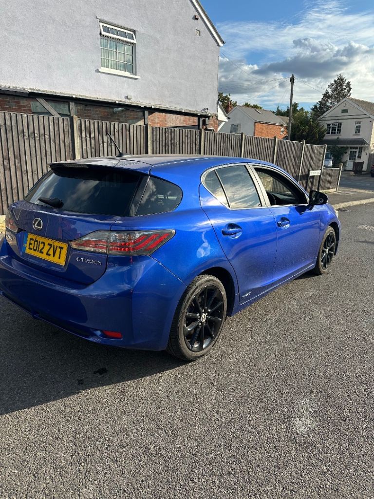 Lexus, CT, Hatchback, 2012, Semi-Auto, 1798 (cc), 5 doors